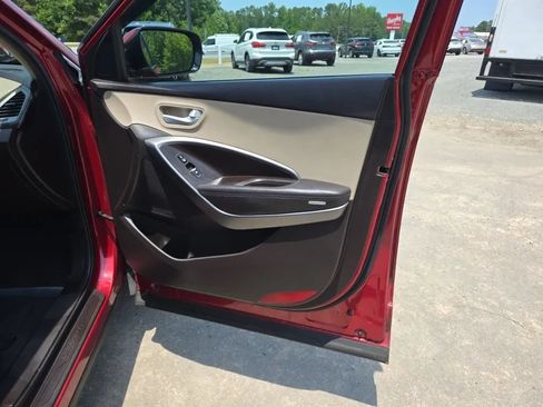Used 2018 Hyundai Santa Fe Sport w/ 2.4L Value Package 02 FWD image 47