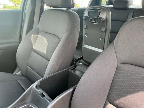 Used 2023 Chevrolet Malibu RS w/ LPO, Floor Liner Package FWD image 33