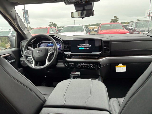 New 2026 Chevrolet Silverado 1500 RST w/ Convenience Package II AWD/4WD image 13