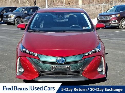 Used 2017 Toyota Prius Prime Advanced image 3