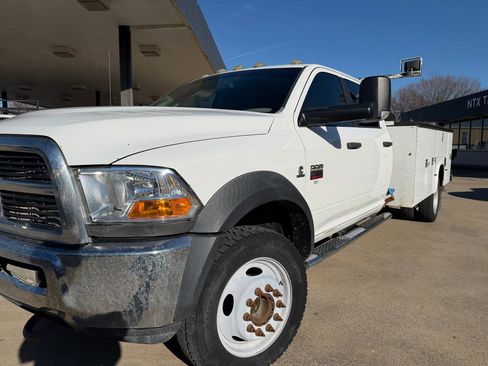 Used 2011 RAM 5500 SLT image 9