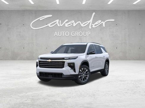 New 2026 Chevrolet Traverse LT image 8