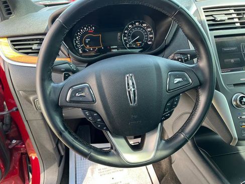 Used 2015 Lincoln MKC FWD w/ Equipment Group 101A Select image 18