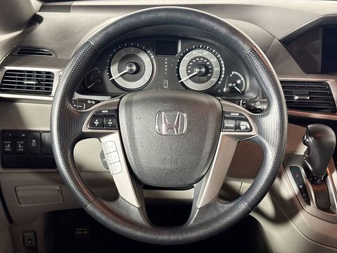 Used 2016 Honda Odyssey SE image 13