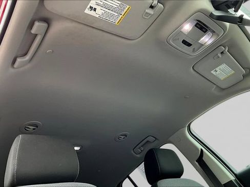 Used 2019 Chevrolet Traverse LT FWD image 28