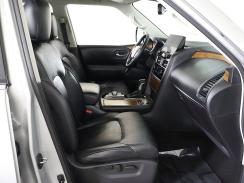 Used 2023 Nissan Armada SL image 36