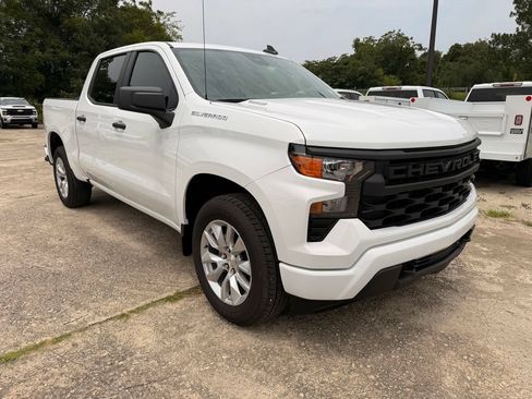 New 2026 Chevrolet Silverado 1500 Custom RWD image 7