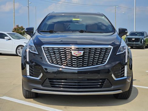 Certified 2025 Cadillac XT5 Premium Luxury FWD image 6