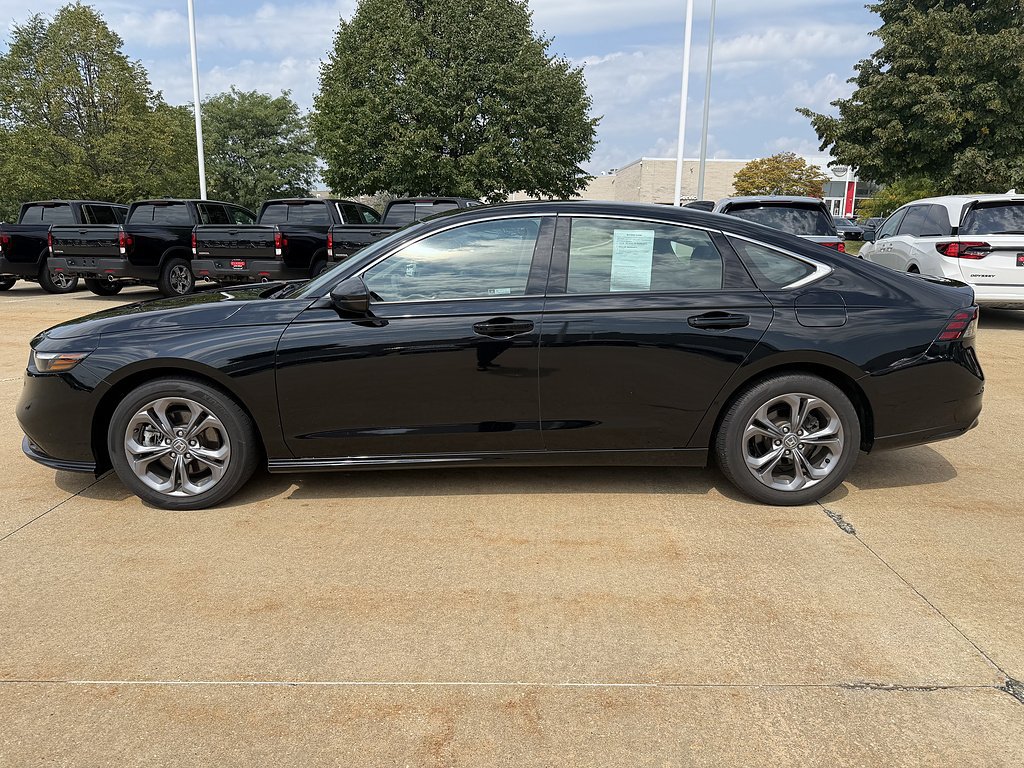 Certified 2024 Honda Accord EX-L image 3