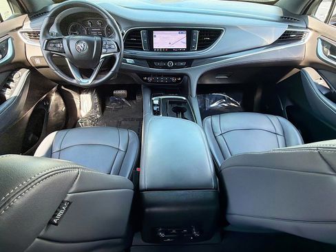 Used 2022 Buick Enclave Essence w/ Experience Buick Package AWD/4WD image 8