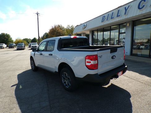 New 2025 Ford Maverick XLT w/ XLT Luxury Package FWD image 5