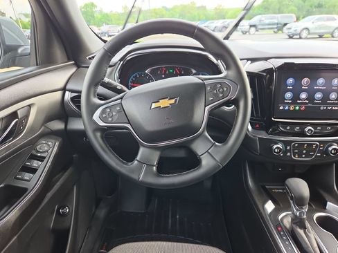 Certified 2023 Chevrolet Traverse LT w/ Rear Camera Mirror Package AWD/4WD image 12