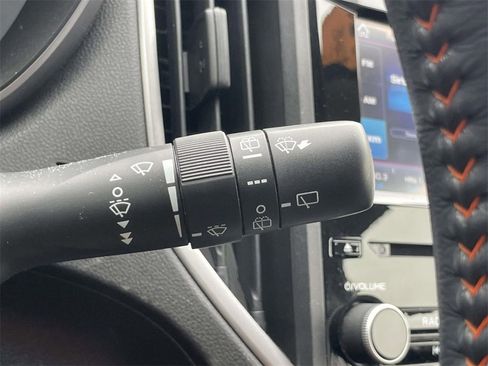 Used 2023 Subaru Crosstrek 2.0i Premium image 21