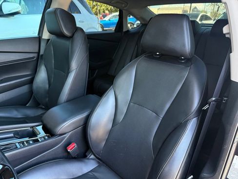 Used 2023 Honda Accord EX-L image 12