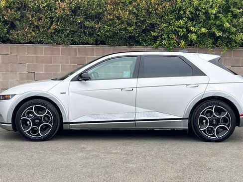 Certified 2024 Hyundai Ioniq 5 Limited AWD/4WD image 9