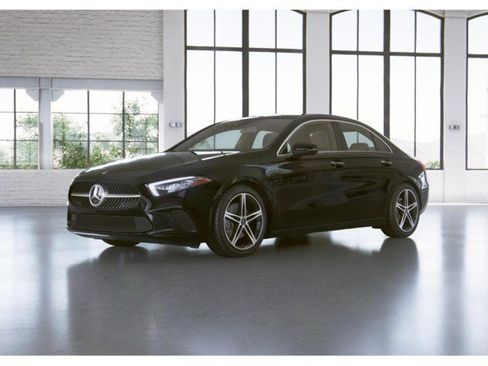 Certified 2022 Mercedes-Benz A 220 4MATIC image 51