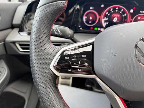 Used 2024 Volkswagen GTI Autobahn image 22