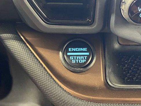 Used 2022 Ford Bronco Sport Outer Banks w/ Tech Package AWD/4WD image 27