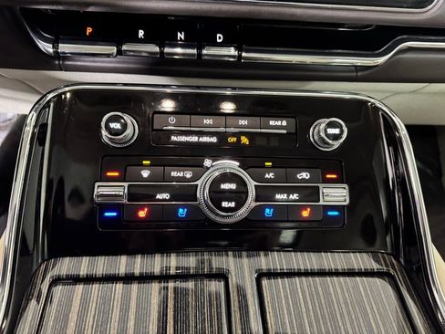 Certified 2023 Lincoln Navigator Black Label image 27