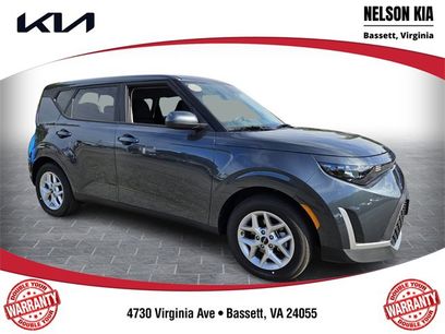 New 2025 Kia Soul LX w/ LX Technology Package