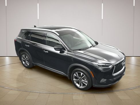 Used 2023 INFINITI QX60 Luxe w/ Cargo Package FWD image 34
