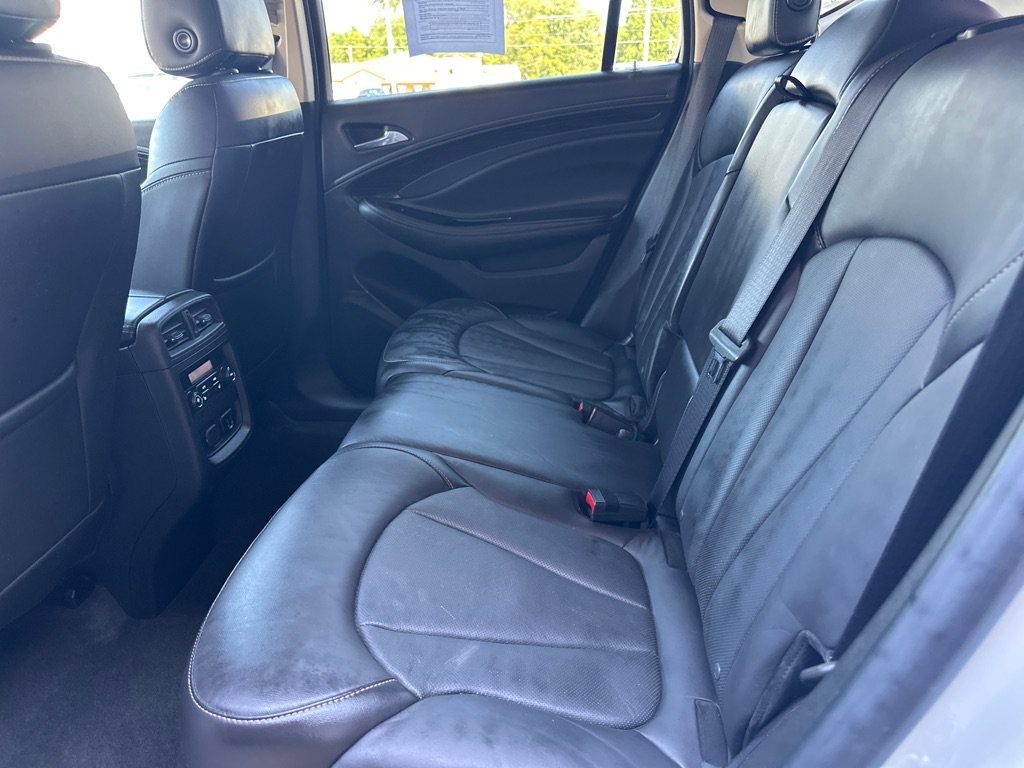 Used 2018 Buick Envision Essence FWD image 18