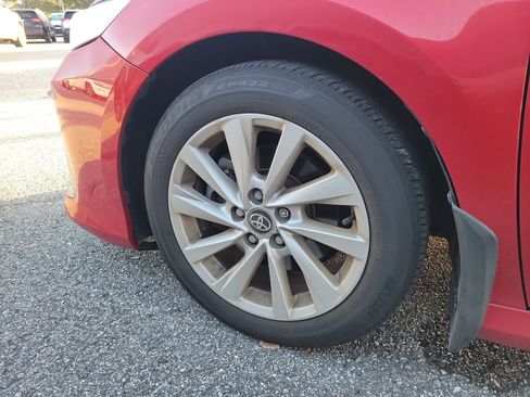 Used 2023 Toyota Camry LE image 27