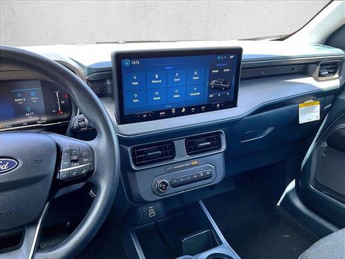 Used 2025 Ford Maverick XL w/ Equipment Group 102A AWD/4WD image 8