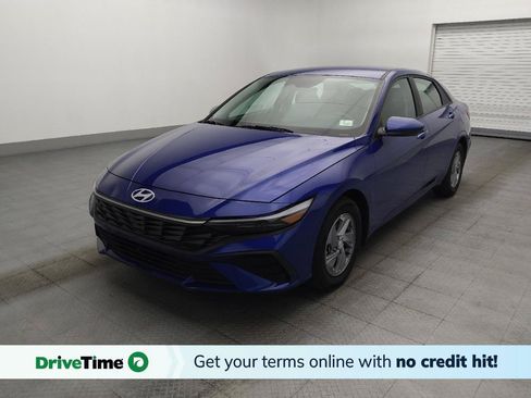Used 2024 Hyundai Elantra SE FWD image 1