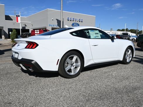 New 2026 Ford Mustang Coupe image 2