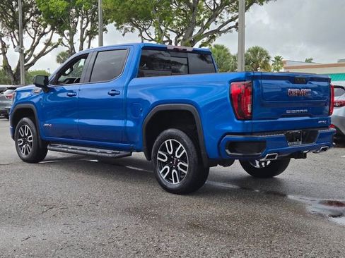 Used 2023 GMC Sierra 1500 AT4 w/ AT4 Premium Package AWD/4WD image 5
