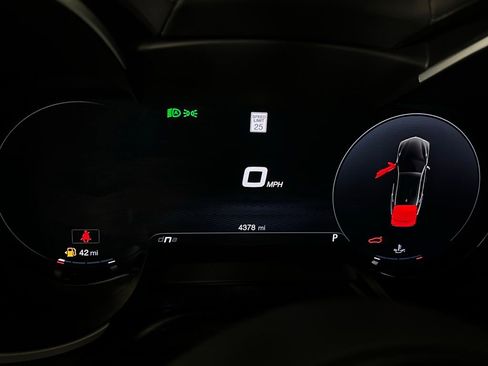 Used 2024 Alfa Romeo Stelvio Veloce image 15