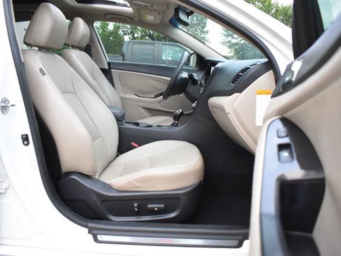 Used 2013 Kia Optima EX FWD image 15