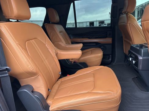 Used 2022 Ford Expedition Max Platinum AWD/4WD image 46