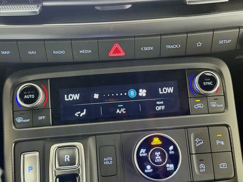 Used 2024 Hyundai Palisade Calligraphy AWD/4WD image 24