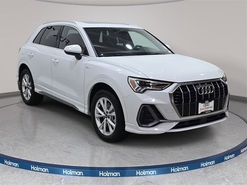 Certified 2025 Audi Q3 2.0T Premium Plus w/ Premium Plus Package image 4
