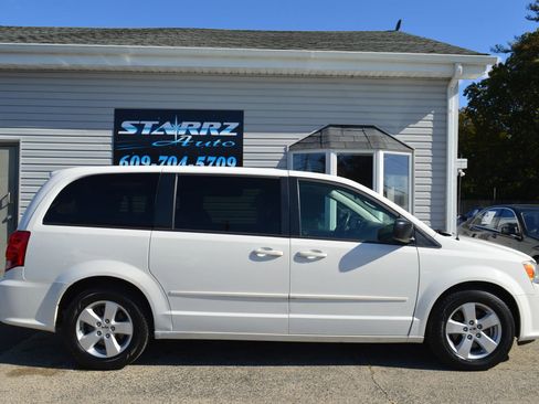 Used 2013 Dodge Grand Caravan SE image 6
