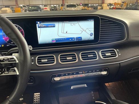 Used 2025 Mercedes-Benz GLS 450 GLS 450 image 6