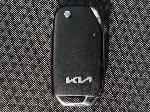 Used 2022 Kia Soul LX w/ Technology Package FWD image 32