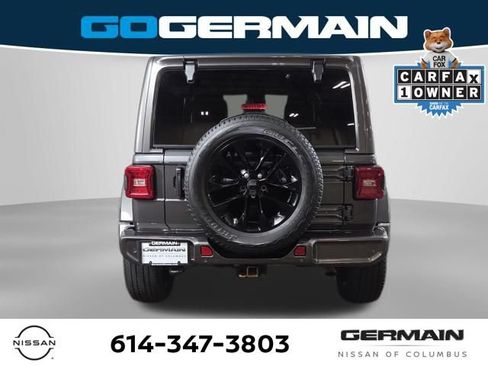 Used 2021 Jeep Wrangler Unlimited Sahara AWD/4WD image 9