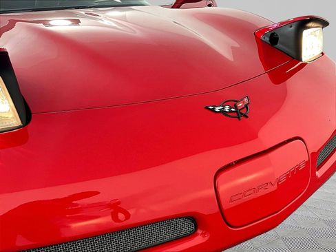 Used 2004 Chevrolet Corvette Z06 w/ Memory Package RWD image 33