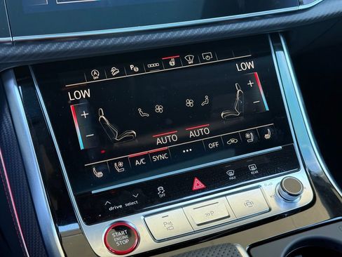 New 2026 Audi SQ7 Prestige AWD/4WD image 34