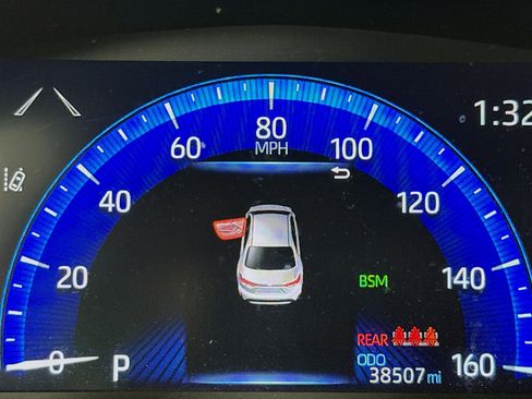 Used 2022 Toyota Corolla XLE image 15