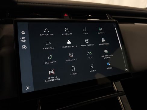 New 2026 Land Rover Range Rover Velar Dynamic SE image 22