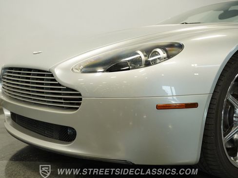 Used 2008 Aston Martin V8 Vantage Roadster image 27
