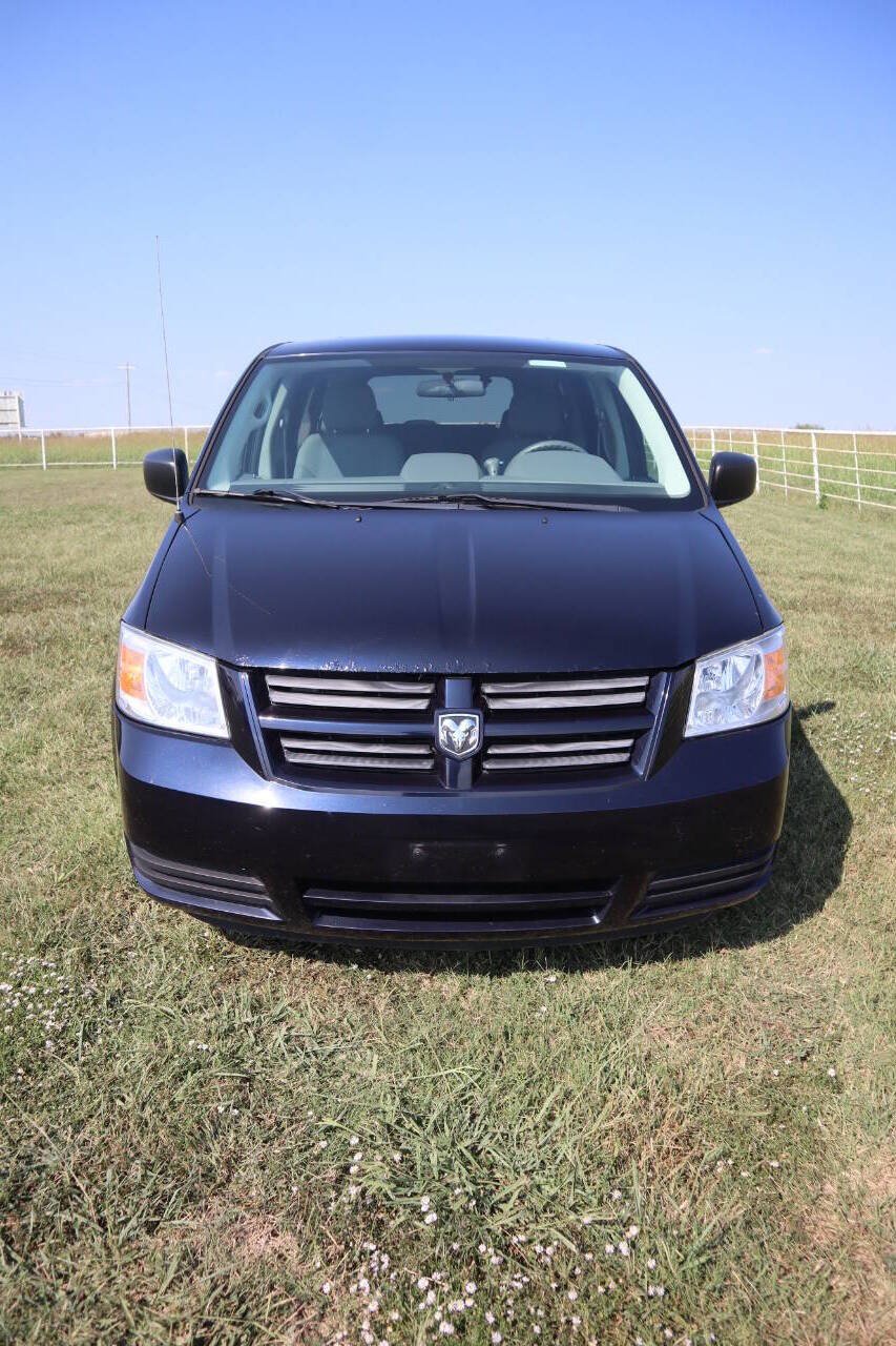 Used 2010 Dodge Grand Caravan SE FWD image 9