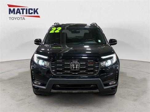 Used 2022 Honda Passport TrailSport image 2