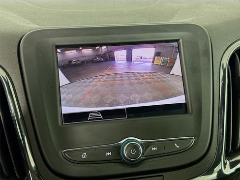 Used 2024 Chevrolet Equinox RS FWD image 15