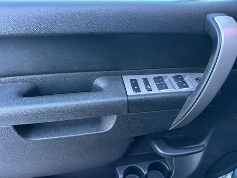 Used 2010 Chevrolet Silverado 1500 LT w/ Power Pack Plus image 10