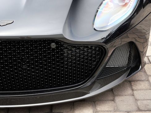 Used 2023 Aston Martin DBS Superleggera Volante RWD image 17